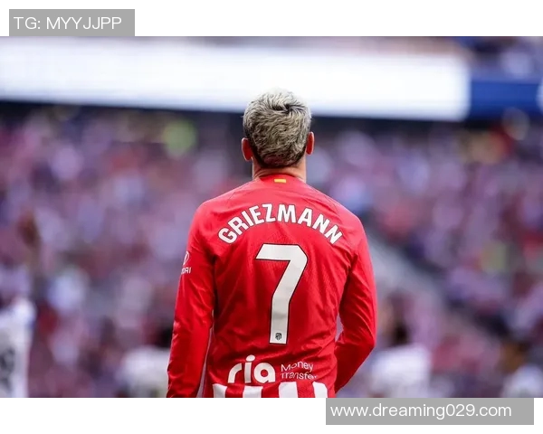 足球明星背影高清壁纸精选展现运动魅力与风采的视觉盛宴